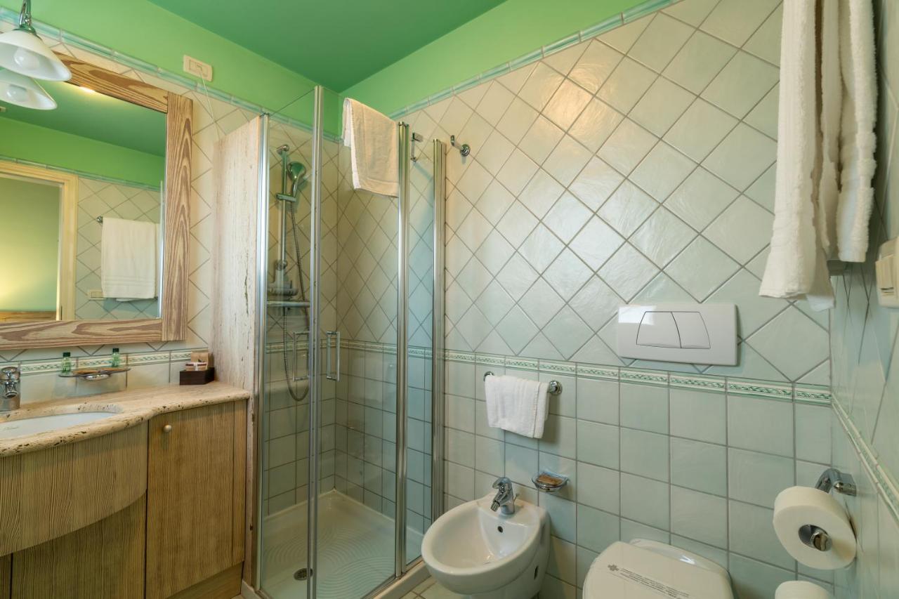 Accademia Vine Lodge Capriva del Friuli Bagian luar foto
